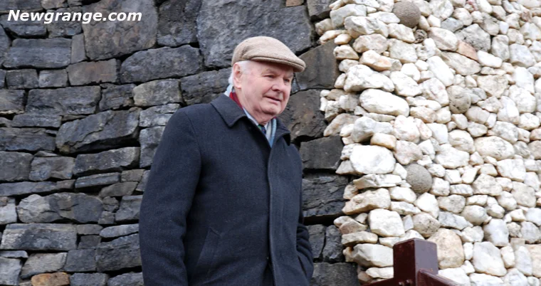 George Eogan at Newgrange for the winter solstice on 21st December 2009